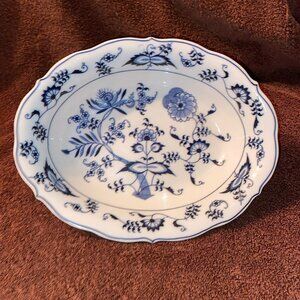 Vintage Blue Danube Onion Japan Banner Oval 10” Vegetable Serving Bowl, flaws
